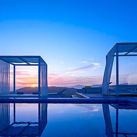 Colours Of Mykonos Luxury Residences & Отель